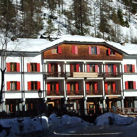 Hotel Residence Valverde Грессоней-ла-Трините Экстерьер фото