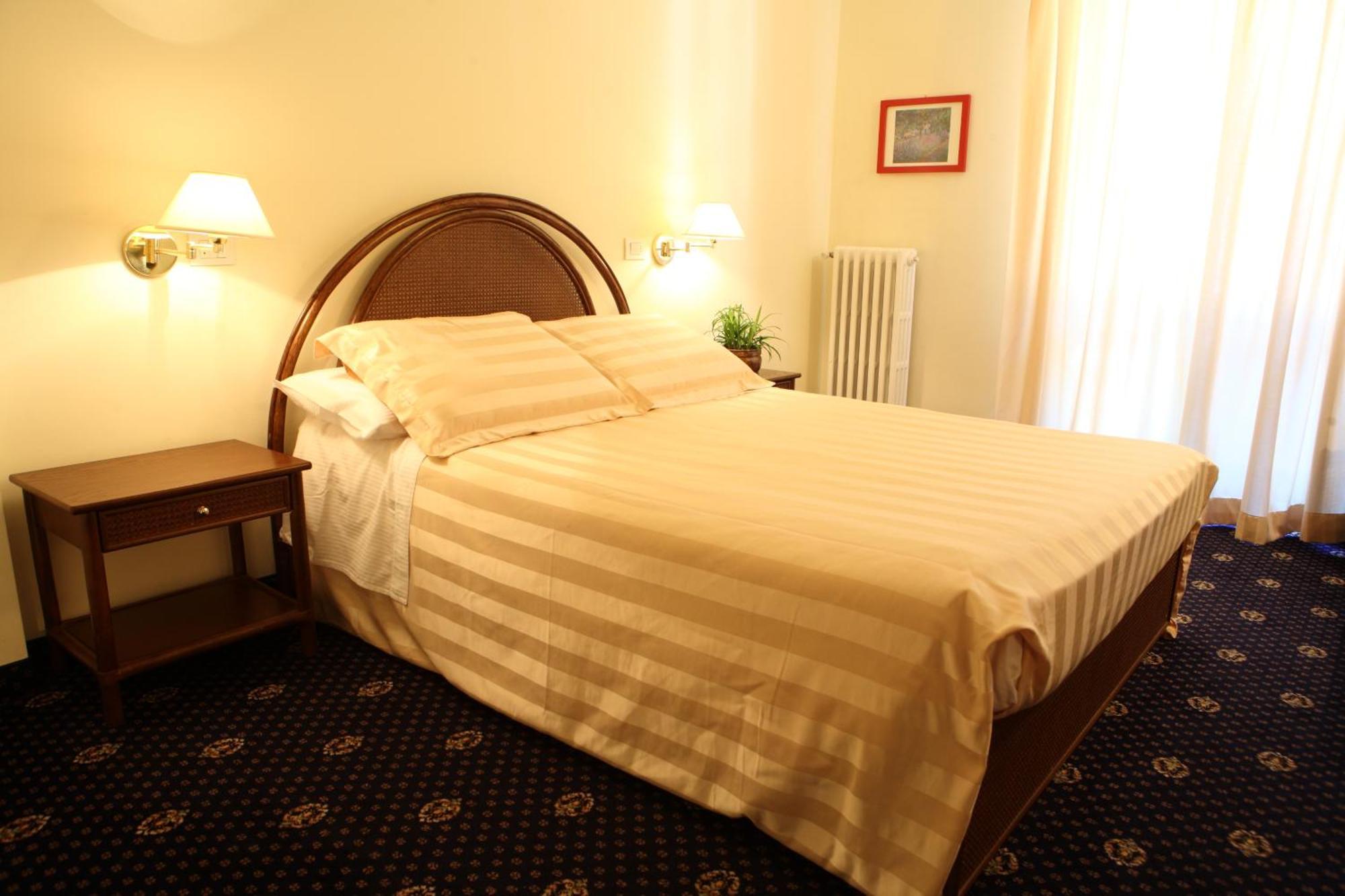 Hotel Residence Valverde Грессоней-ла-Трините Экстерьер фото