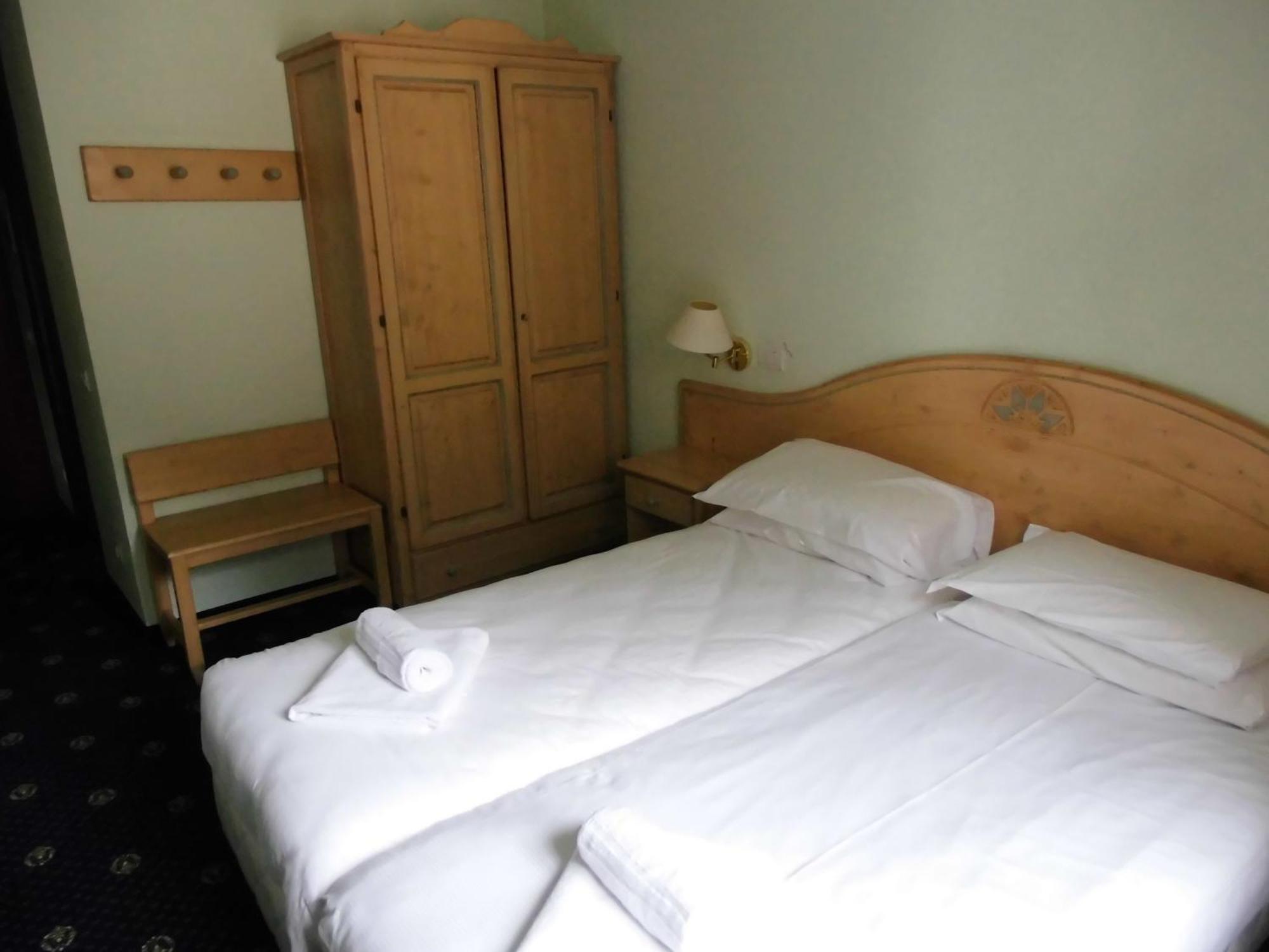 Hotel Residence Valverde Грессоней-ла-Трините Экстерьер фото