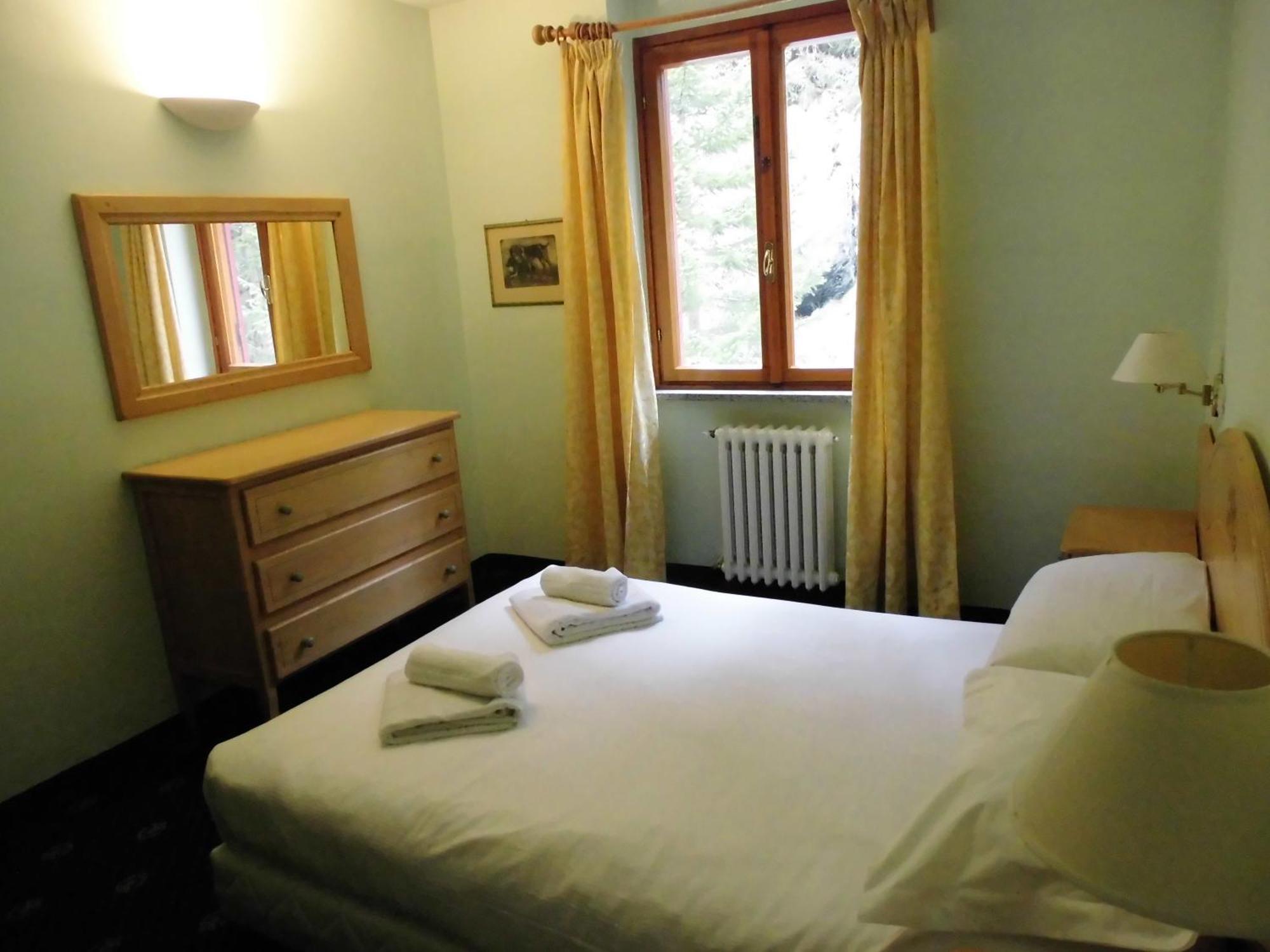 Hotel Residence Valverde Грессоней-ла-Трините Экстерьер фото