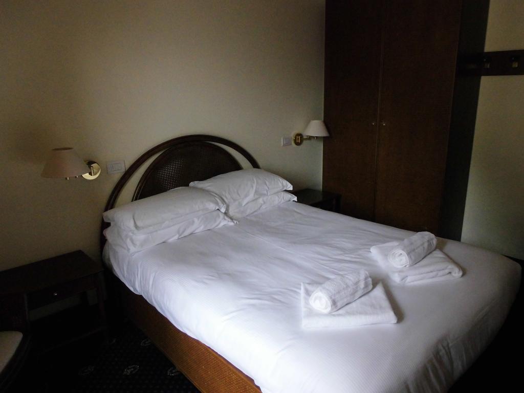 Hotel Residence Valverde Грессоней-ла-Трините Экстерьер фото