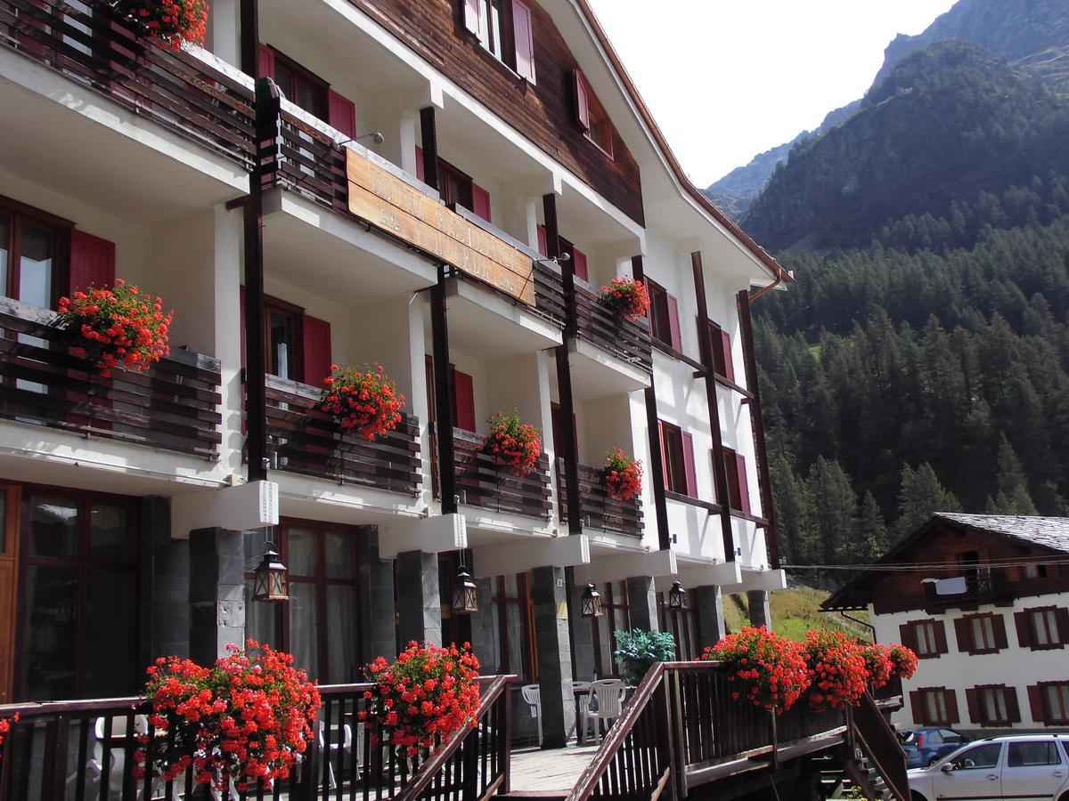 Hotel Residence Valverde Грессоней-ла-Трините Экстерьер фото